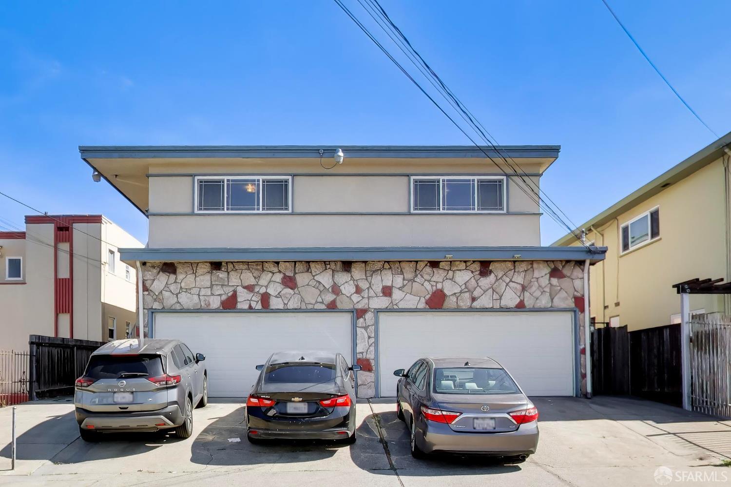 Home for sale at 3404 School St, Oakland